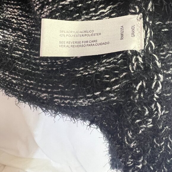 Madison Lilly Cardigan Two Hand Pockets Very Soft Fuzzy Material - Picture 3 of 5